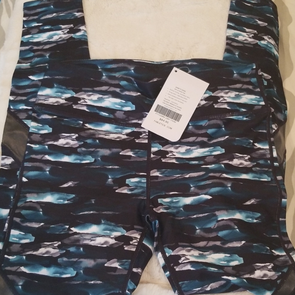 NWT Fabletics Jeanette Legging Faux Leather Detail